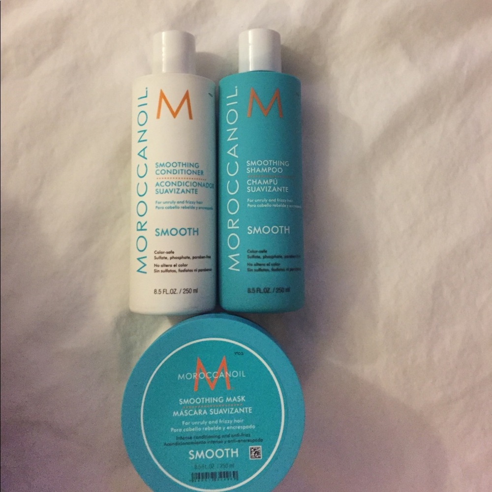 Moroccanoil Smoothing shampoo,conditioner and mask