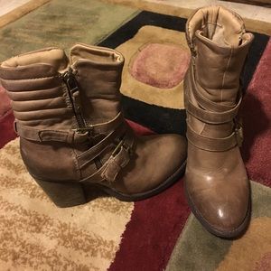 Steve Madden boots