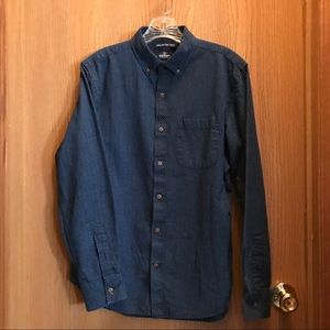 Old Navy Men's button up shirt