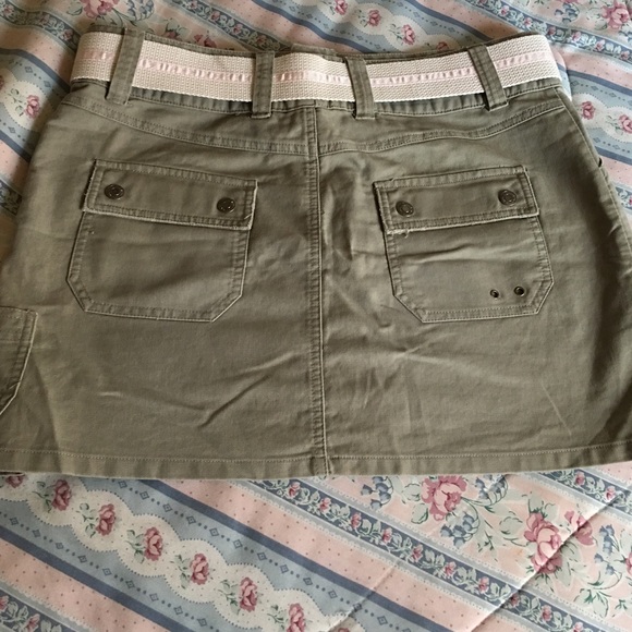 NWOT Old Navy Skirt. - Picture 2 of 4