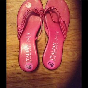 Hot pink Italian Shoemaker sandal with bling. NWOT