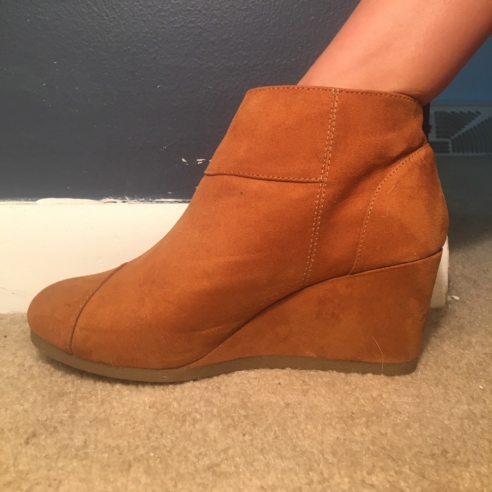 Tan boots