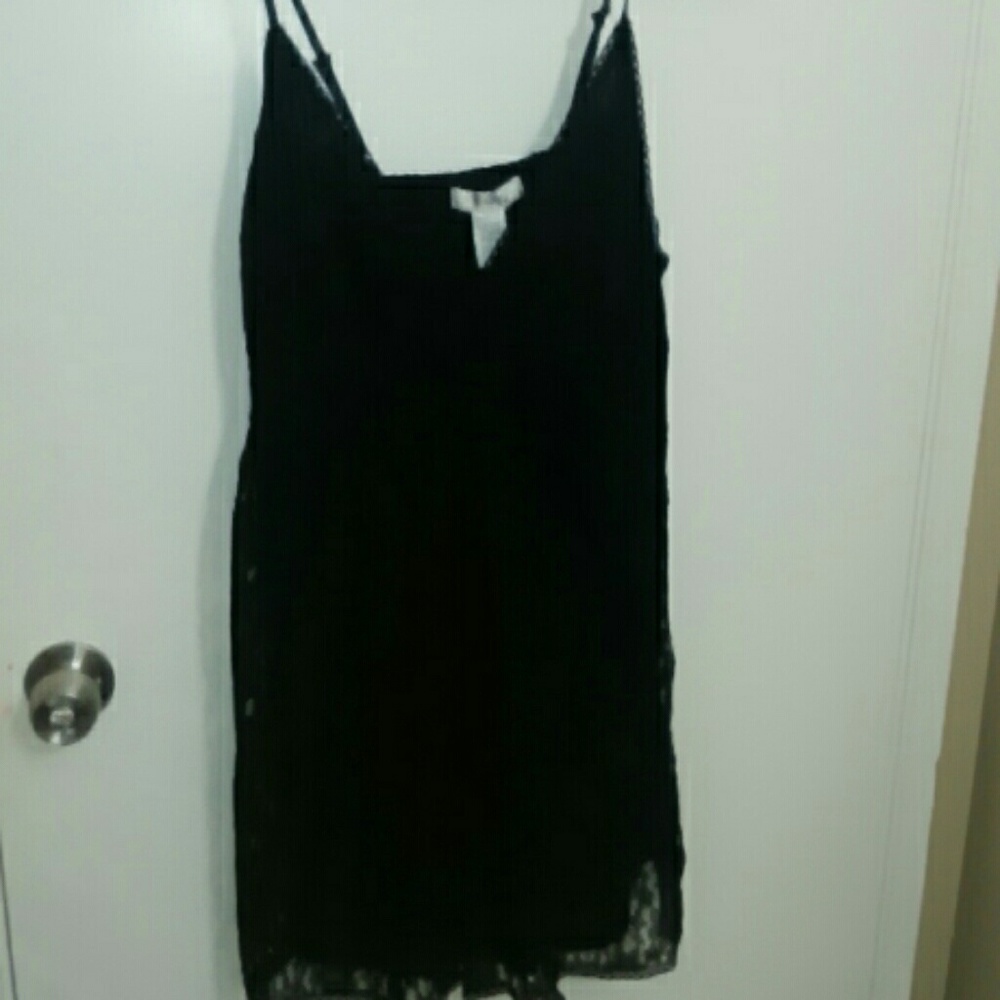 Black spaghetti strap lacy tunic