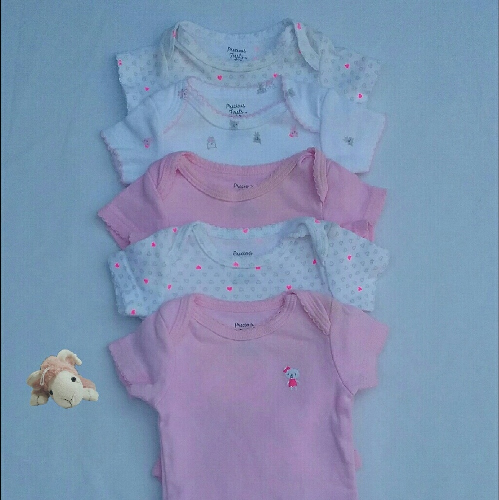 5 onesies Carters NB