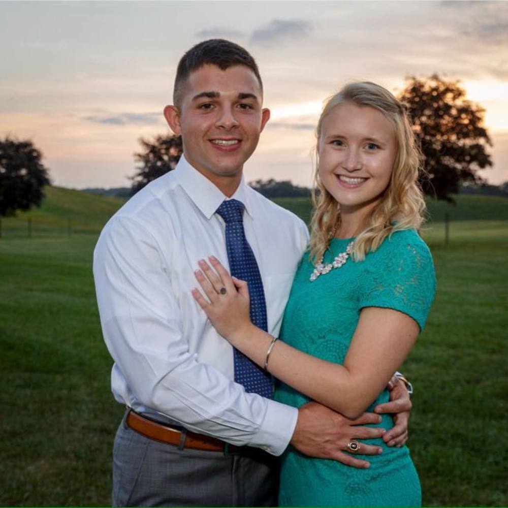 Meet your Posher, Maria