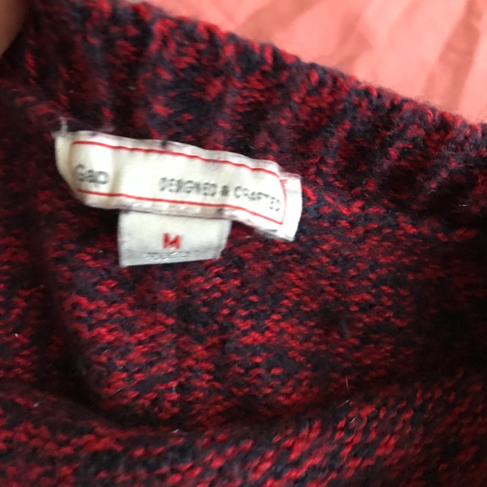 Gap Sweater - Picture 3 of 3
