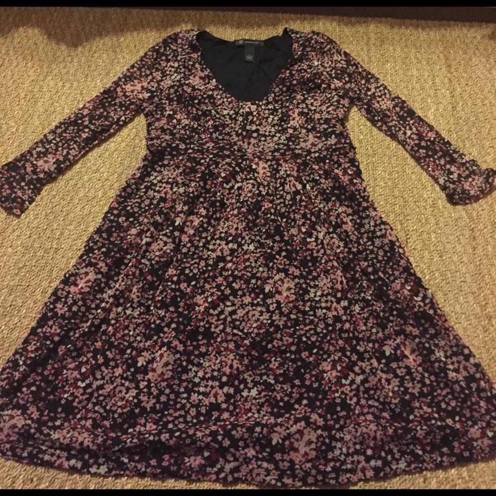 3/$18 SALE 3/4 sleeve floral dress v neck stretchy