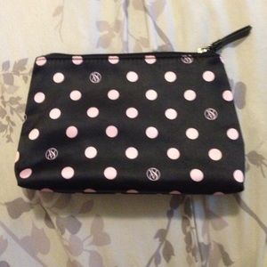 Victoria's Secret Makeup Pouch 💕💕
