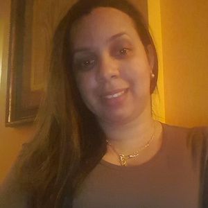 Meet your Posher, Carolina