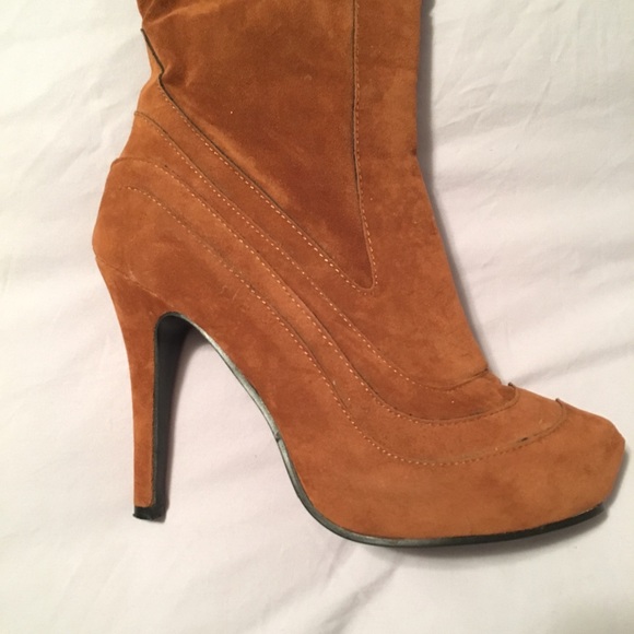 Over-the-knee Vegan Faux Sued Boots - Picture 2 of 7