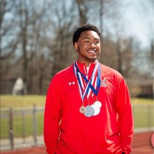 Meet your Posher, Aaron