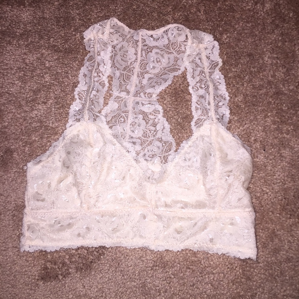 White Tillys bralette‼️donating if not sold soon‼️