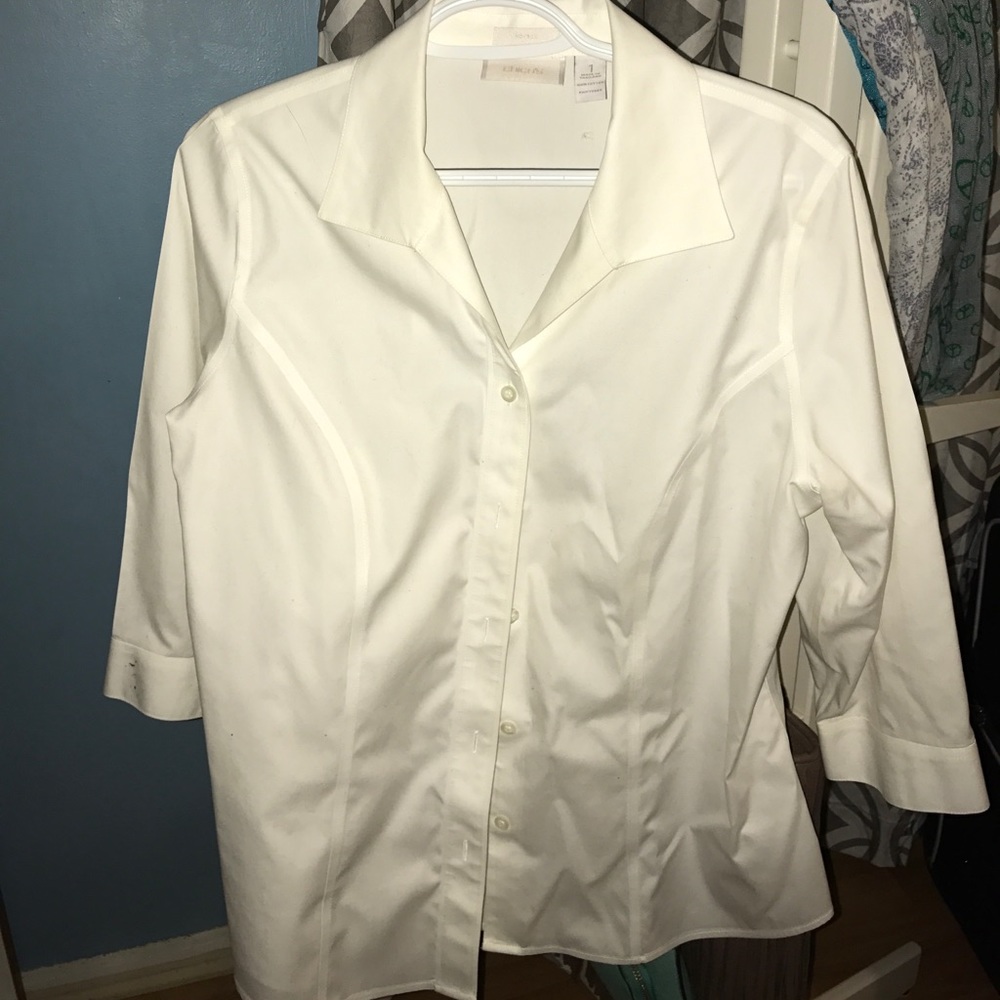 Chicos white blouse size 1 like new worn once.