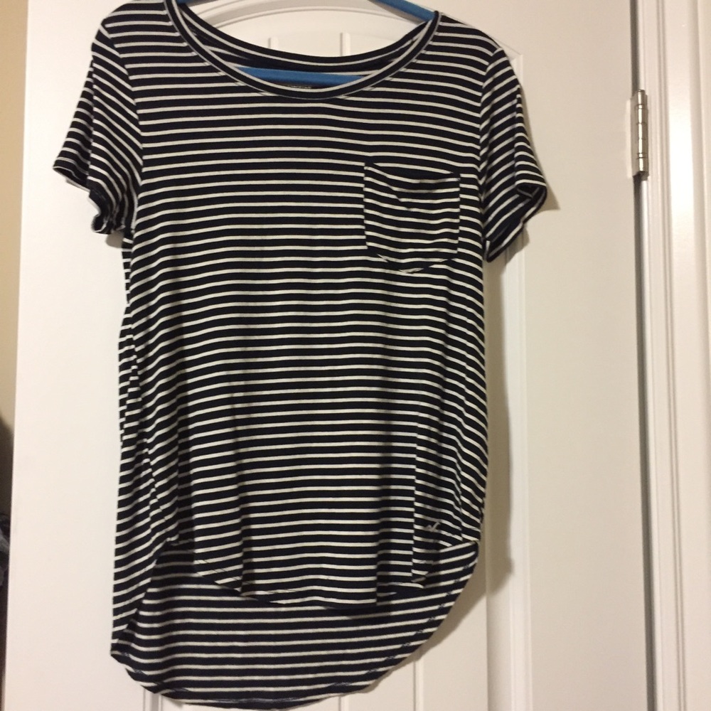 Hollister pocket tee