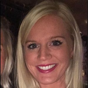 Meet your Posher, Laurie