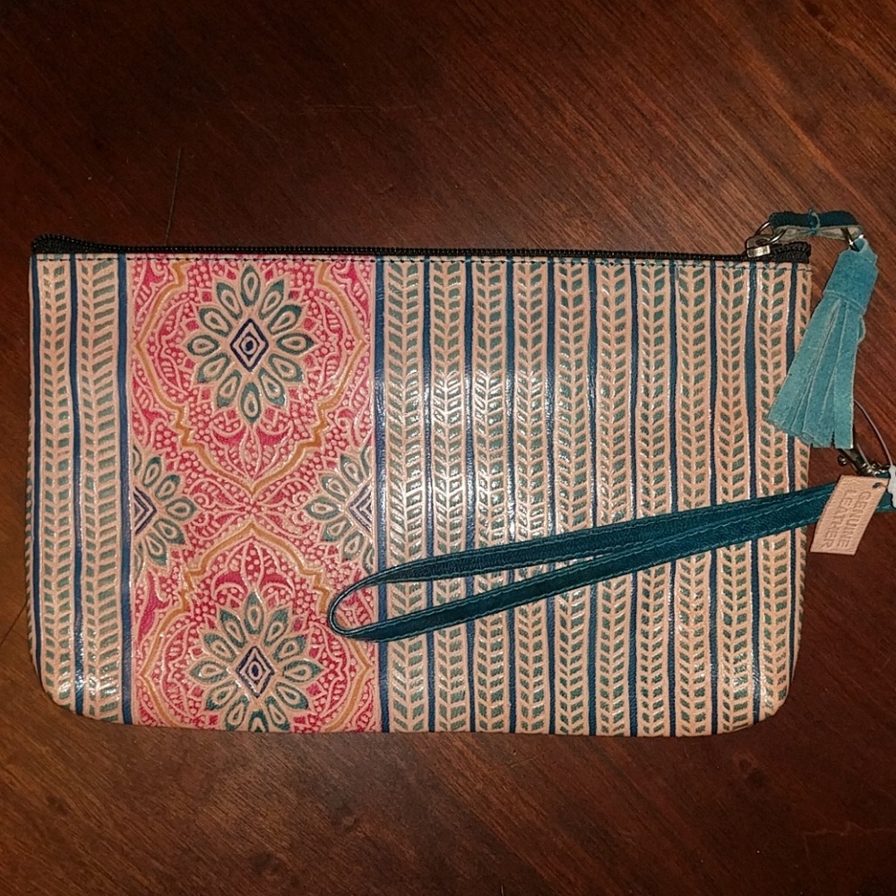 Colorful embossed leather pouchette