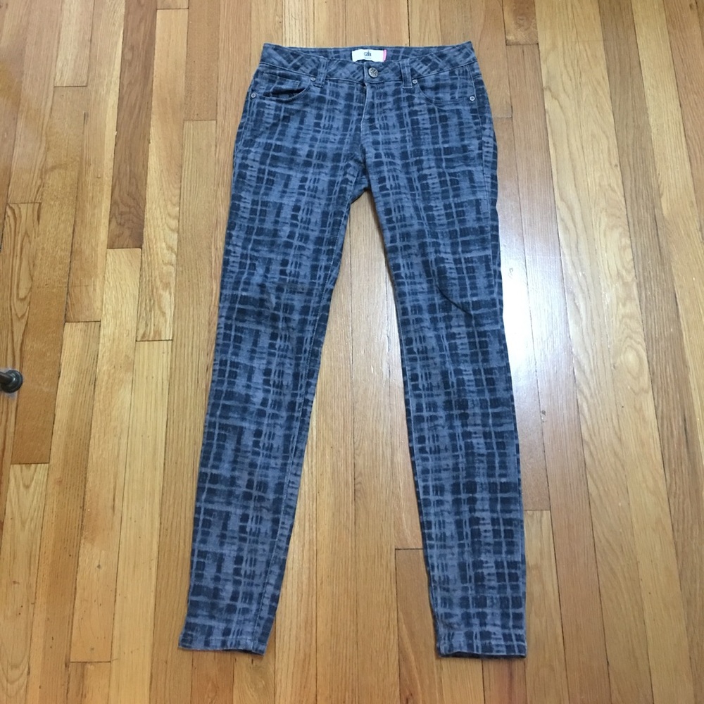 Grid blue jeans! Super stretchy and comfy to wear!