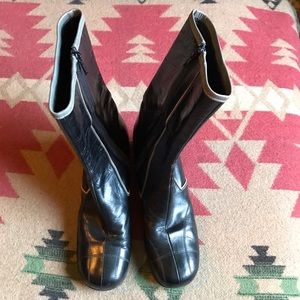 Vintage Italian leather Miu Miu boots. Size 8 1/2