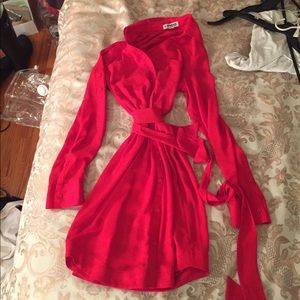 Express button down dress with ribbon belt.