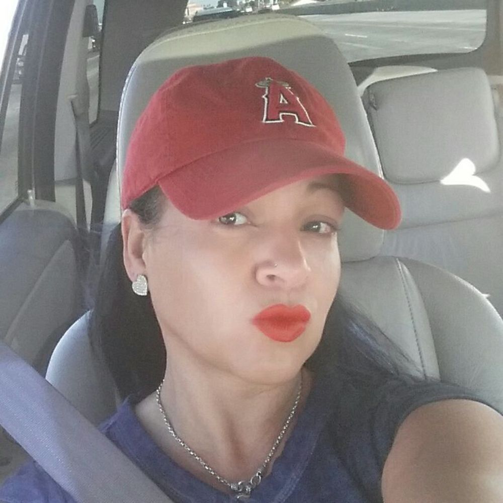 Meet your Posher, Yvette