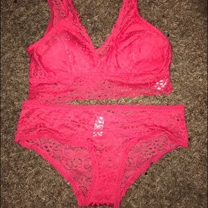 Bobbi & brooks bra/panty set