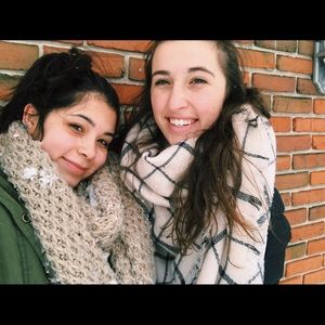 Meet your Posher, Anna