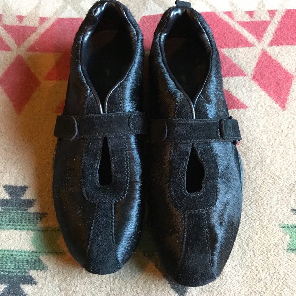 Chic Black Ralph Lauren Pony Calf hair sneakers