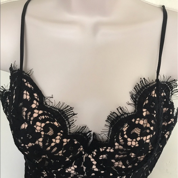 {Bardot} Black Lace Illusion Romper - Picture 5 of 6