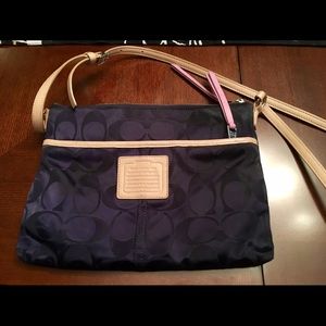 Authentic Coach Hippie Crossbody