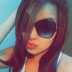 Meet your Posher, Leticia