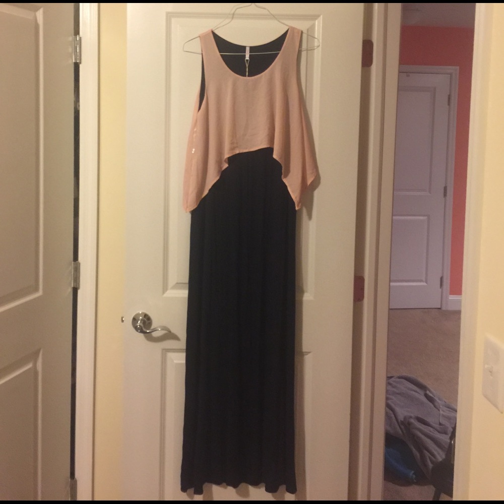 New with tags maternity dress