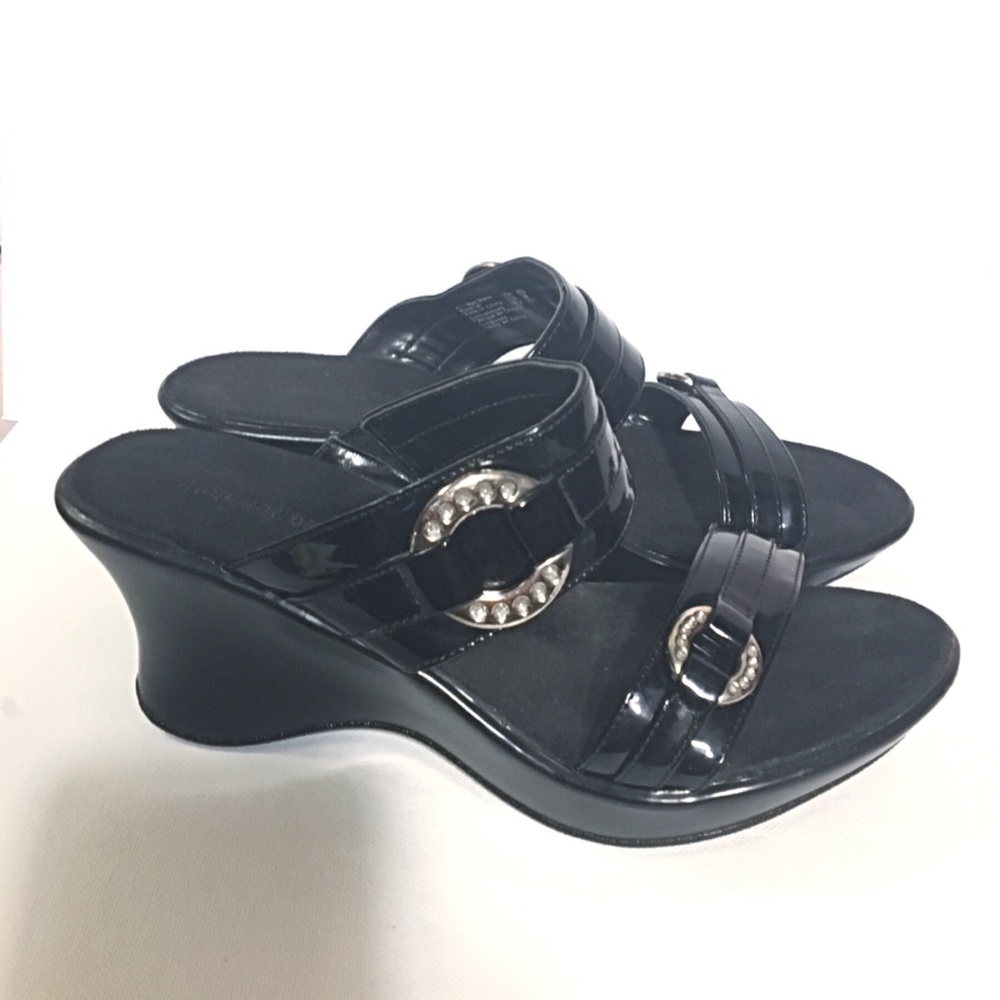 Montego Bay Club sandals size 6.5