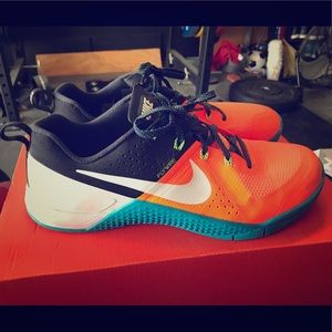 Nike Metcon 1 orange/blue/white mens 10.5