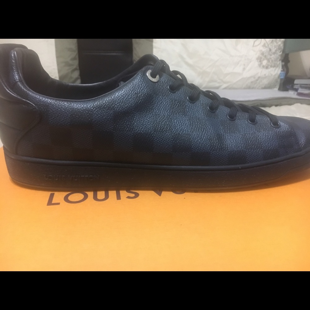 Designer Sneakers - Picture 2 of 6
