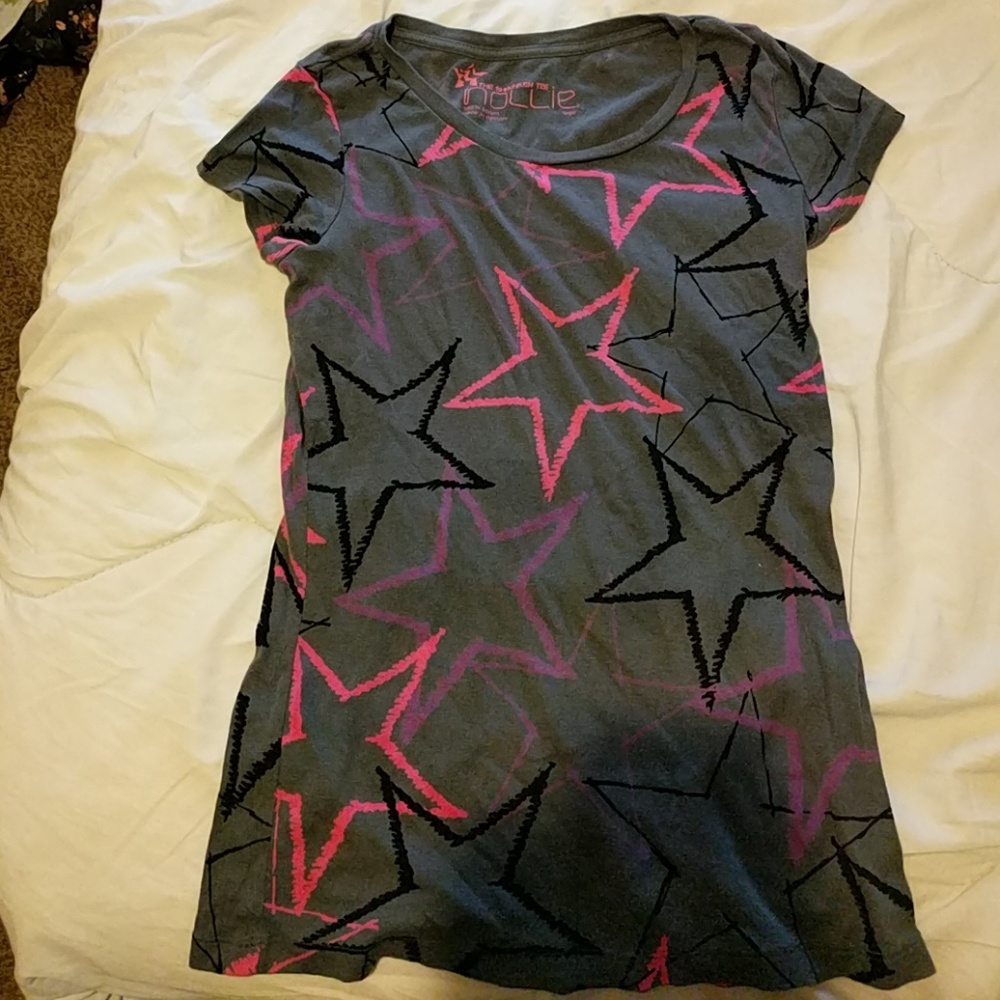 Soft and comfy star tee