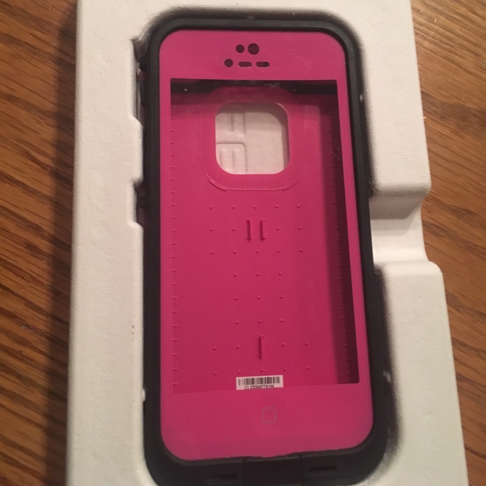 iPhone 5 life proof case frē