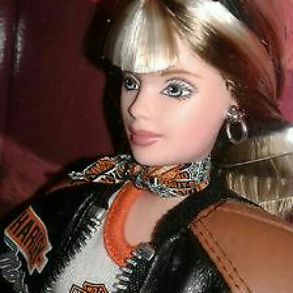 *SOLD*1999 HARLEY DAVIDSON BARBIE #4**** - Picture 5 of 7