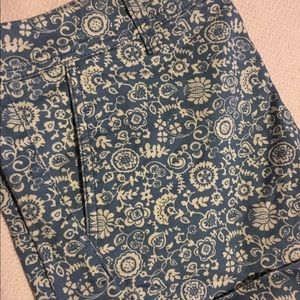 American Eagle Blue Floral Midi Short