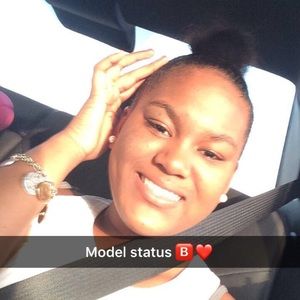 Meet your Posher, Jamiya