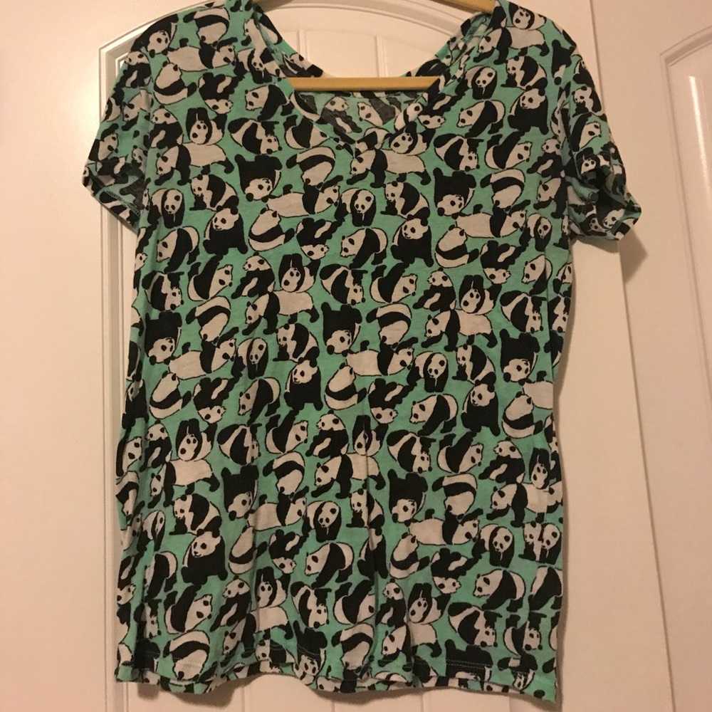 UO Panda tshirt