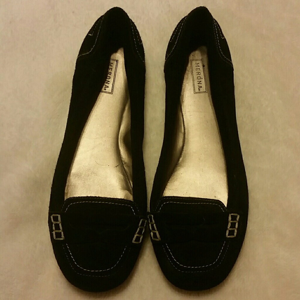 Black Leather flats