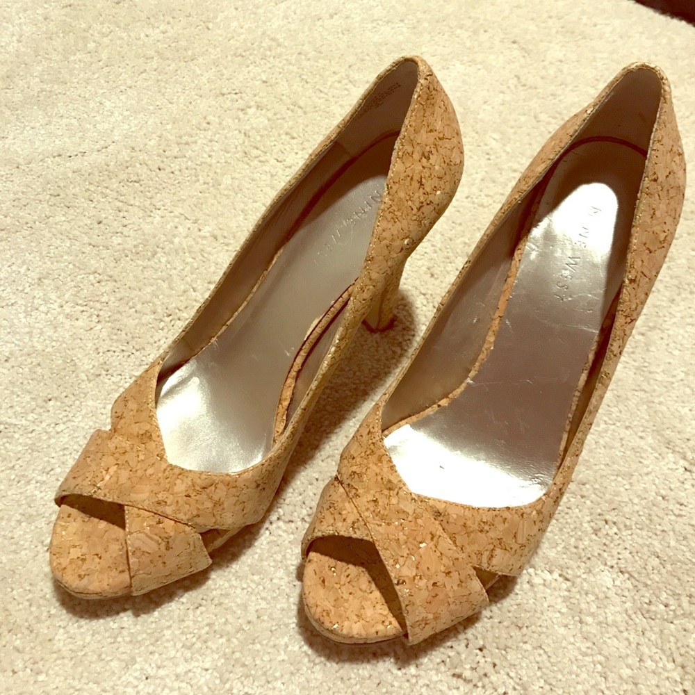 Tan heels