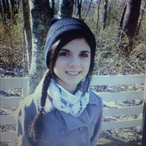 Meet your Posher, Nadja