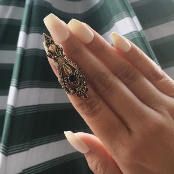 Nail Ring - Picture 1 of 2