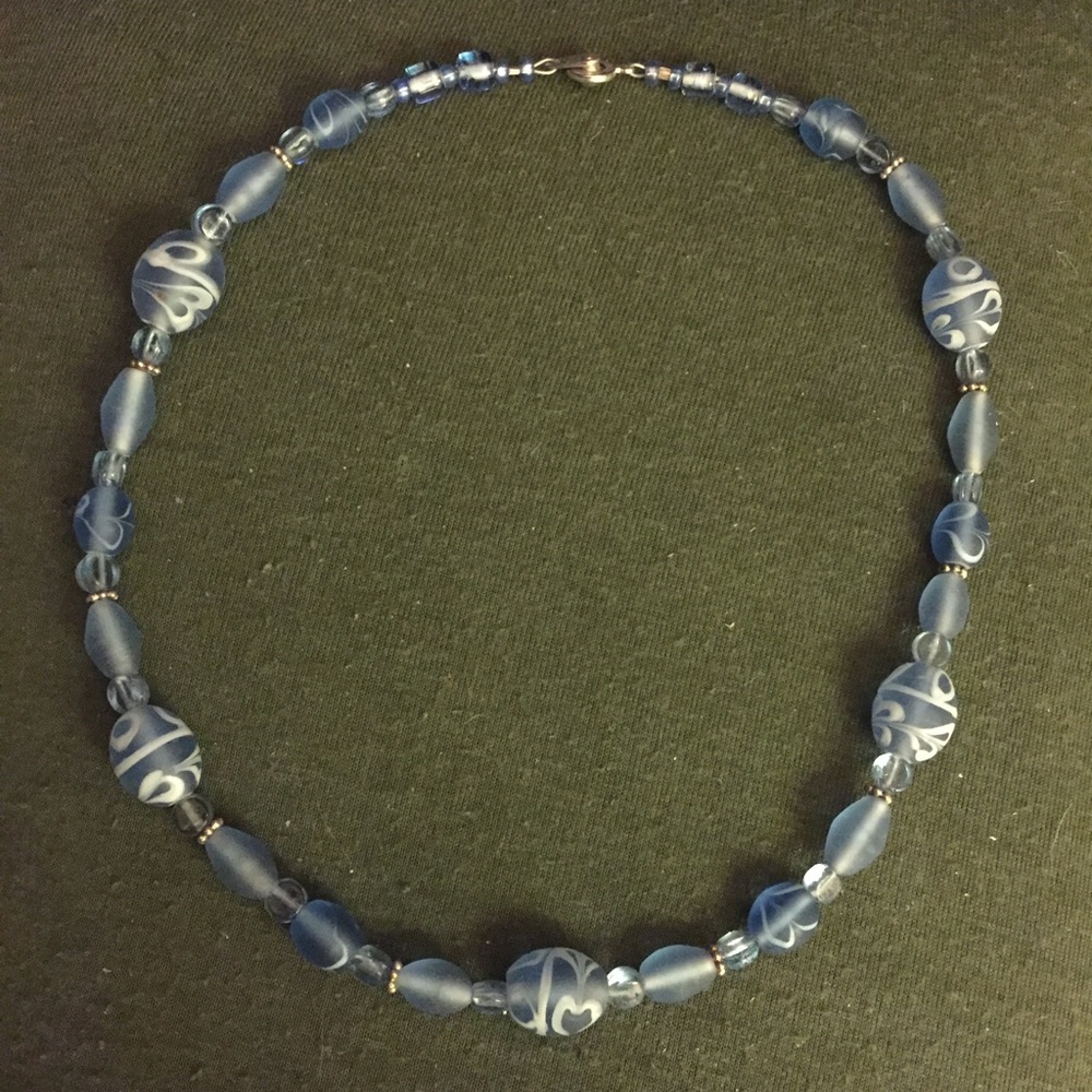 Handmade blue beaded necklace / blue & white swirl