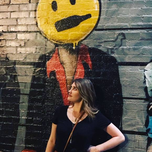 Meet your Posher, Danielle - Picture 1 of 1