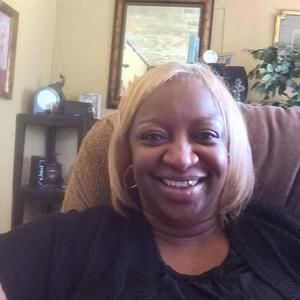 Meet your Posher, Connie