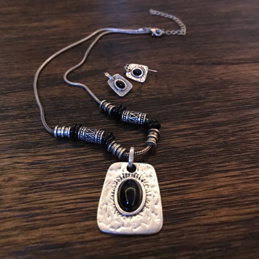 Spring Jewelry Bundle!!! 🎉 - Picture 4 of 6