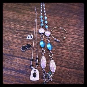 Spring Jewelry Bundle!!! 🎉