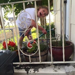 Meet your Posher, Angie